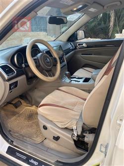 جيب جراند شيروكي